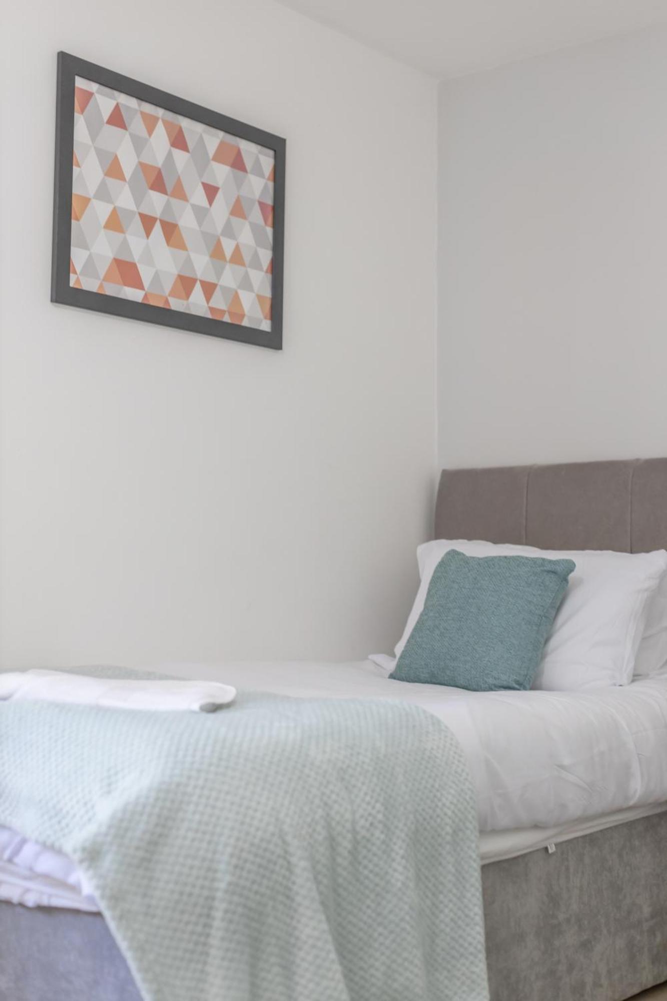 Opp B'Ham - Freshly Refurbished Walls And Carpets! Big Savings Booking 7 Days Or More! Διαμέρισμα Marston Green Εξωτερικό φωτογραφία