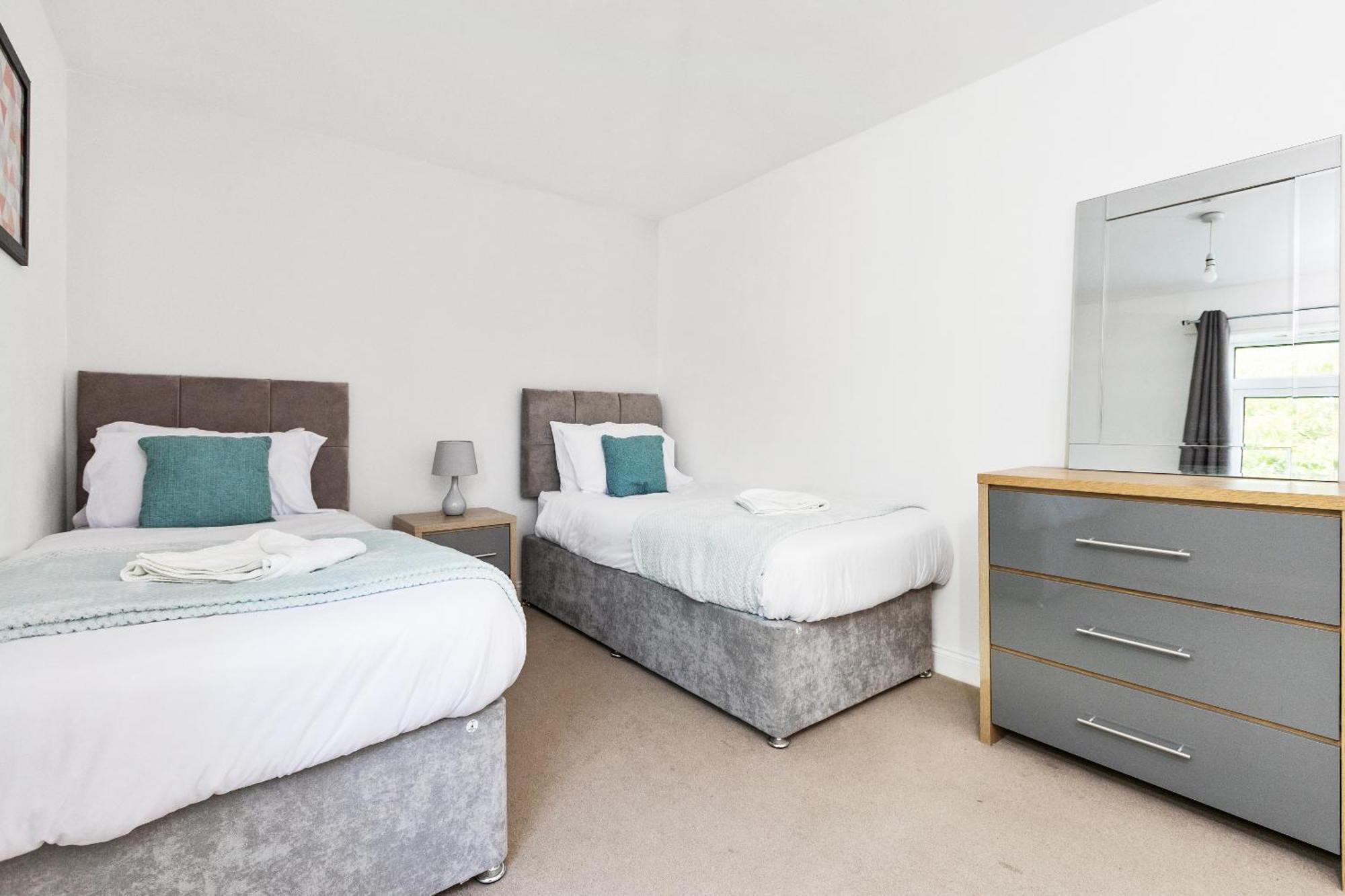 Opp B'Ham - Freshly Refurbished Walls And Carpets! Big Savings Booking 7 Days Or More! Διαμέρισμα Marston Green Εξωτερικό φωτογραφία